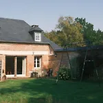 Parque de Campismo Cosy Avec Terrasse Et Cheminee, 6 Couchages - Api-1-52-1737 *